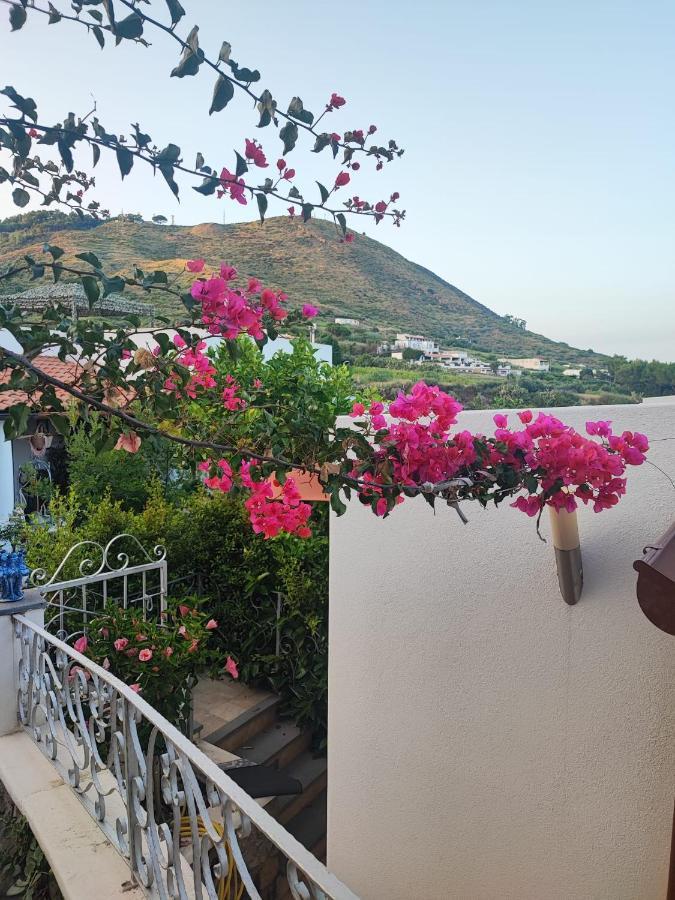 Bed And Breakfast Villa Angelina Lipari  Exterior photo